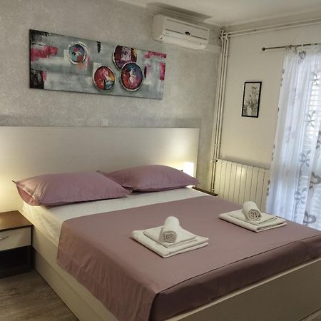 David I Rino Apartman Brela Szoba fotó