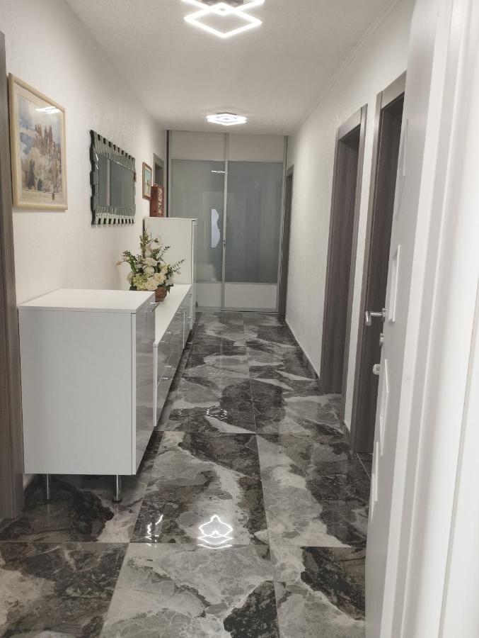 David I Rino Apartman Brela Szoba fotó