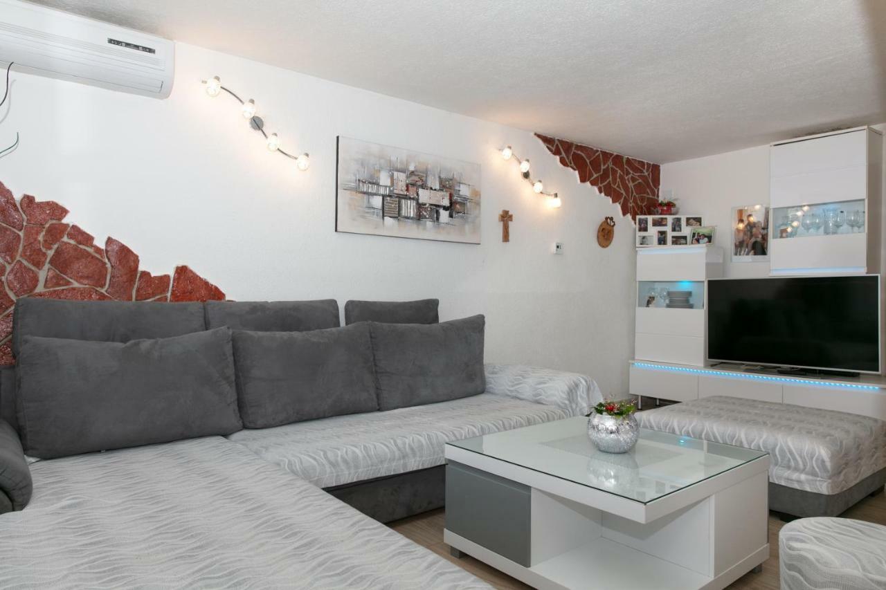 David I Rino Apartman Brela Kültér fotó
